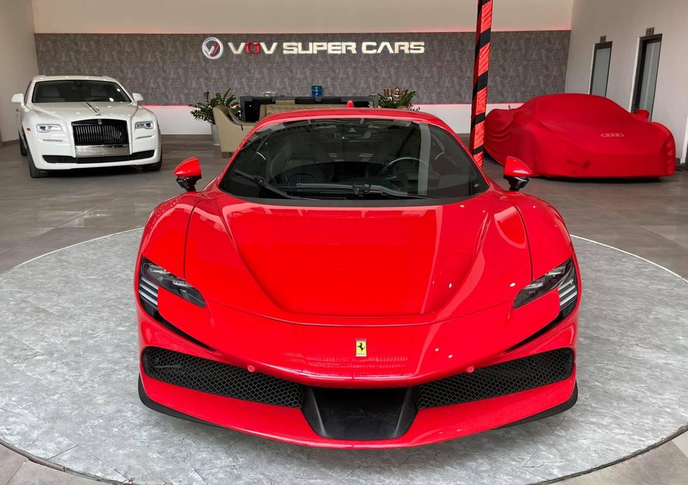 Các nhà giàu Việt hiện đã sở hữu 2 chiếc Ferrari SF90 Stradale