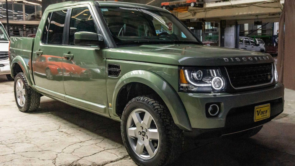 Ph&iacute;a trước của chiếc&nbsp;Land Rover Discovery độ th&agrave;nh b&aacute;n tải