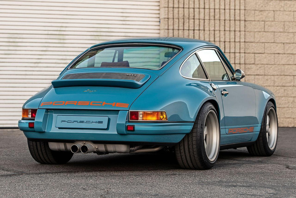 Ph&iacute;a sau của&nbsp;Porsche 911&nbsp;&ldquo;Southampton Commission&rdquo;