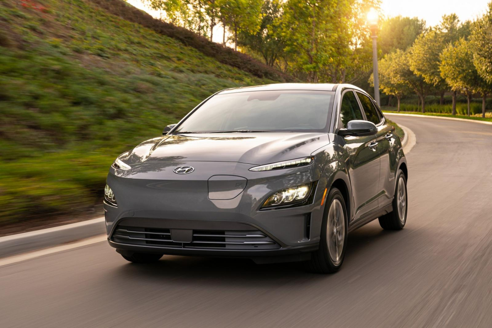 Hyundai Kona Electric 2022 không có lưới tản nhiệt