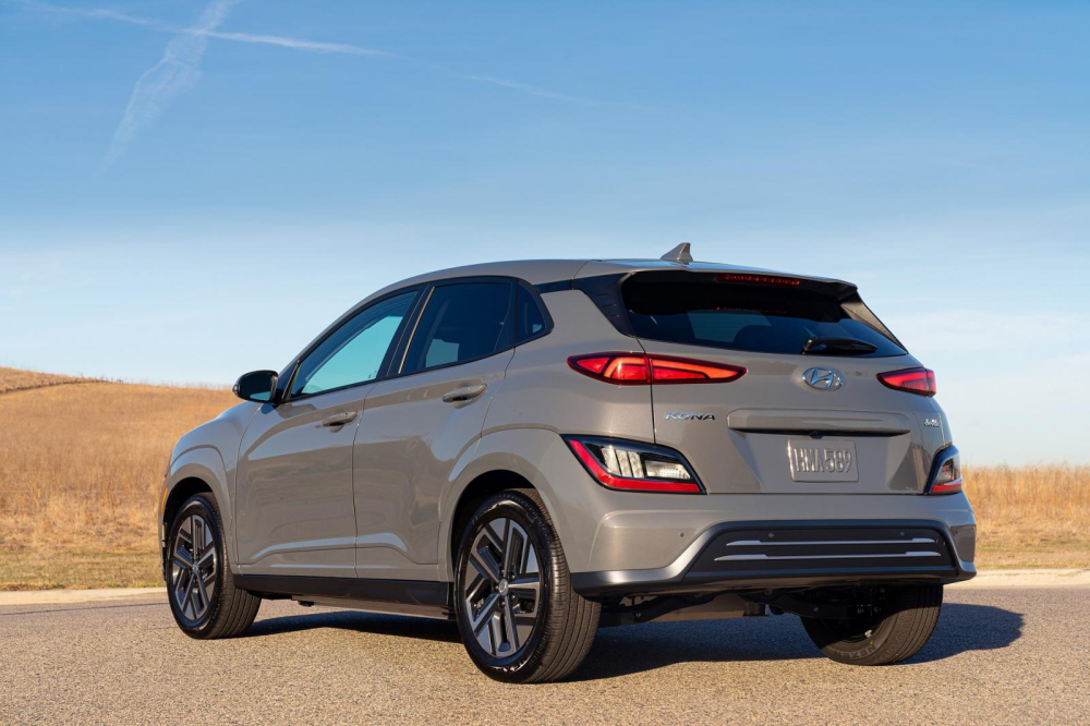 Hyundai Kona Electric 2022 mạnh 201 mã lực