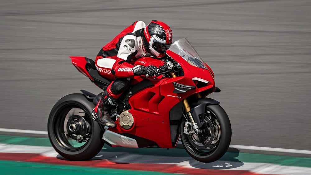 Ducati Panigale V4 S