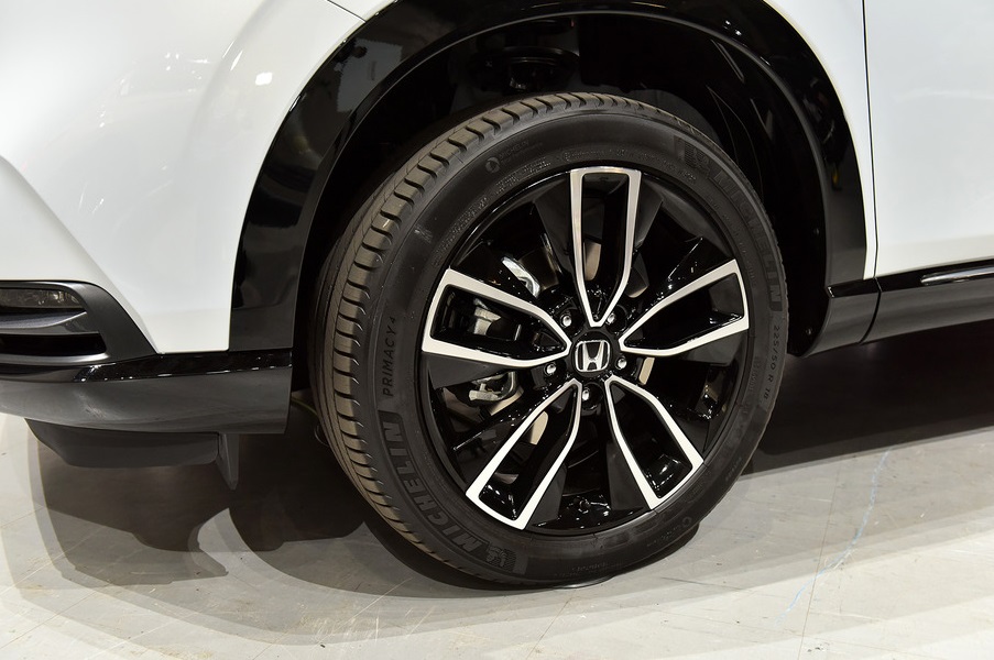 V&agrave;nh mới của Honda HR-V 2021