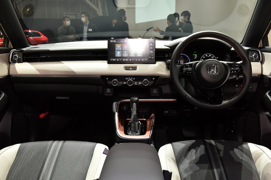 Nội thất b&ecirc;n trong Honda HR-V 2021