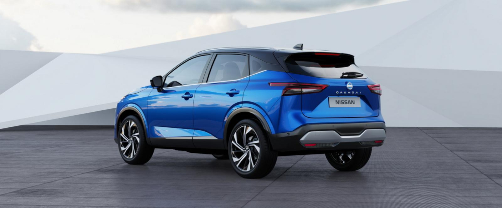 Nissan Qashqai 2021 d&ugrave;ng chung cơ sở gầm bệ với X-Trail