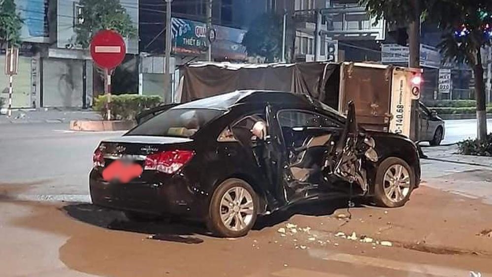 Hiện chưa rõ có ai bị thương trong vụ tai nạn này hay không Hiện chưa rõ có ai bị thương trong vụ tai nạn này hay không