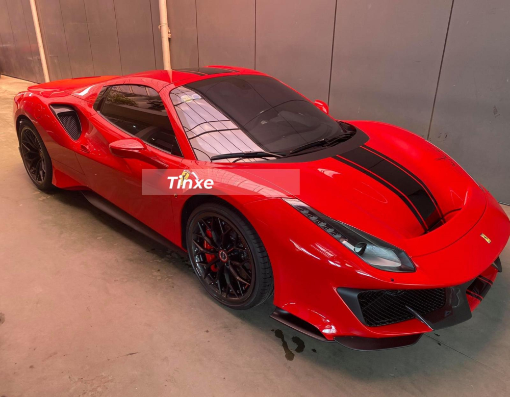 C&ograve;n đ&acirc;y l&agrave; h&igrave;nh ảnh của chiếc Ferrari 488 Pista Spider sau khi đ&atilde; được gắn la-zăng độ của h&atilde;ng Brixton
