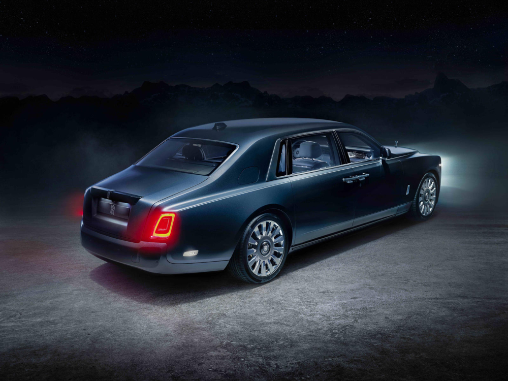 Phía sau của Rolls-Royce Phantom Tempus Collection