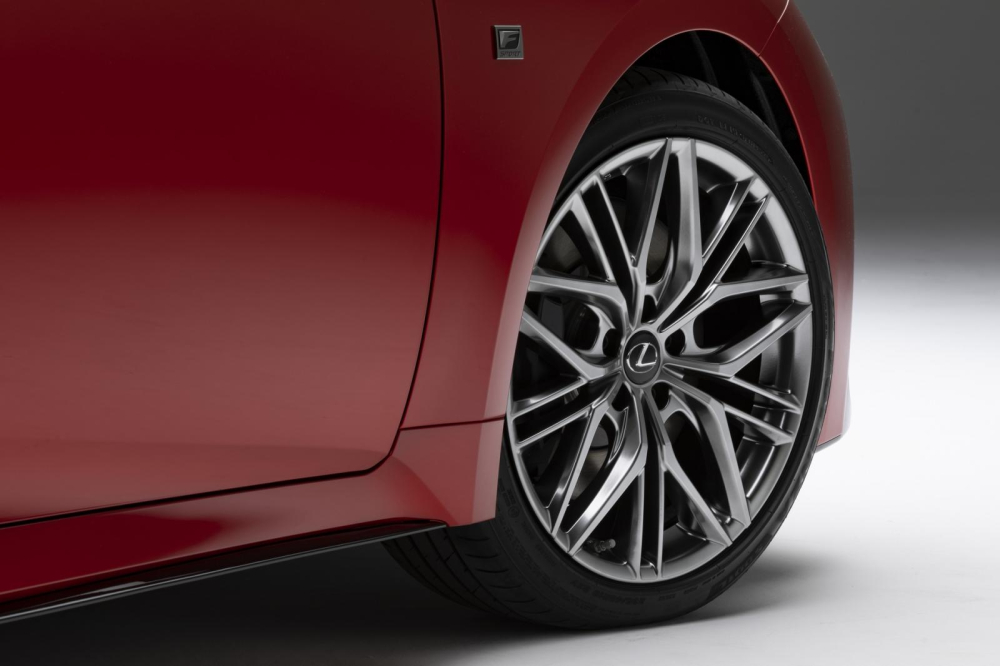 Bộ vành của Lexus IS 500 F Sport Performance 2022 Bộ vành của Lexus IS 500 F Sport Performance 2022