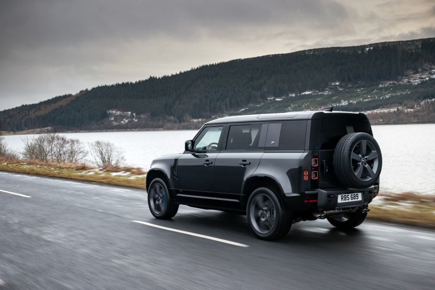 Land Rover Defender V8 2022 dùng động cơ V8 mạnh mẽ Land Rover Defender V8 2022 dùng động cơ V8 mạnh mẽ