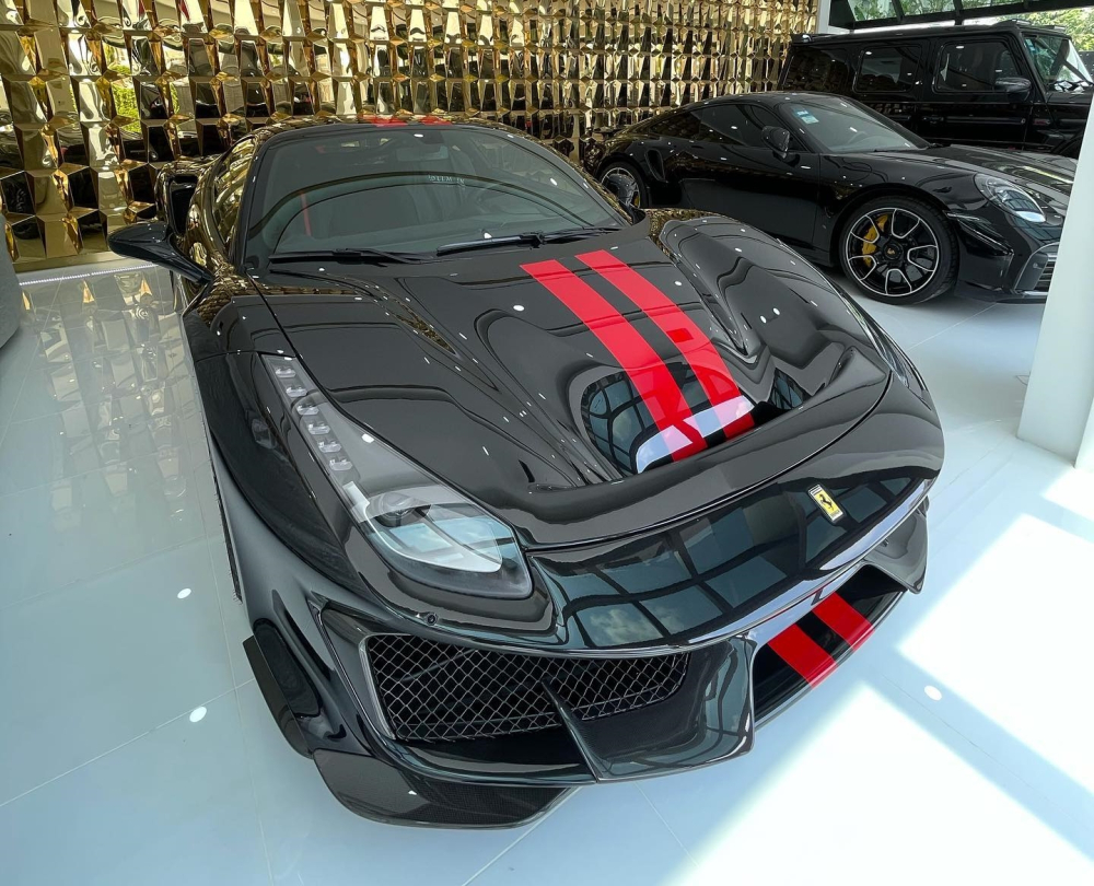 Diện mạo siêu xe Ferrari 488 Pista mới về Campuchia