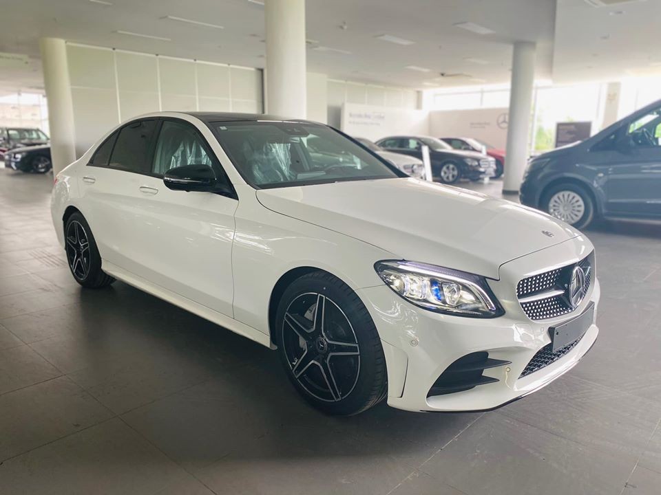 Mercedes-Benz C 300 AMG.