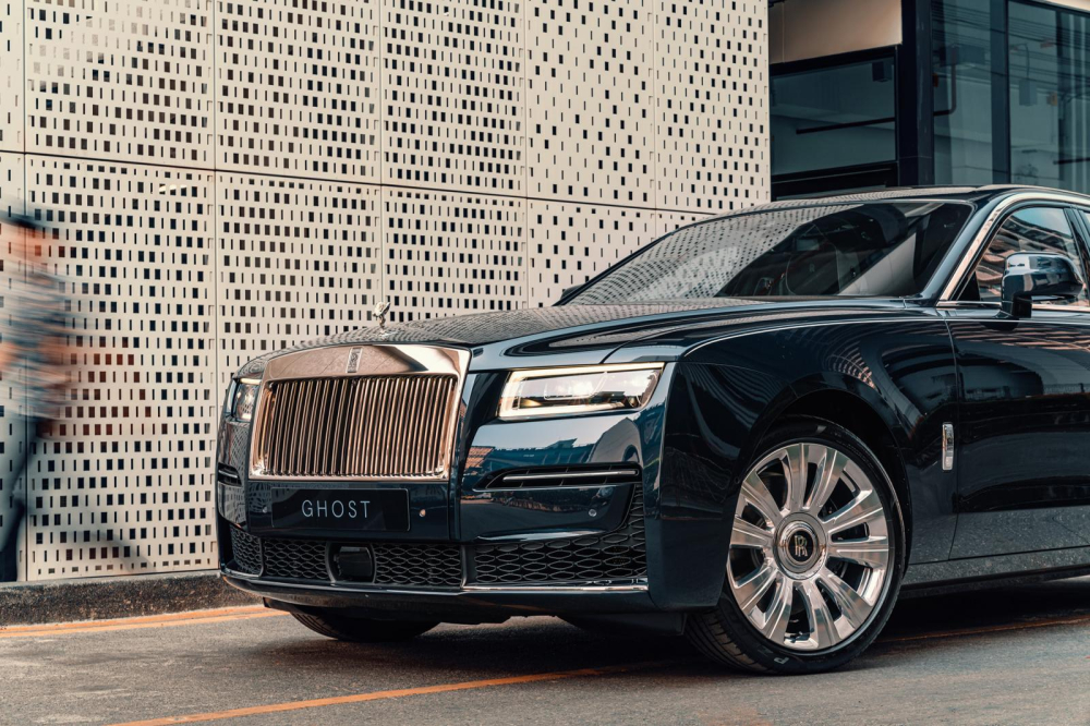Thiết kế khác biệt của Rolls-Royce Ghost hoàn toàn mới đến Thái Lan