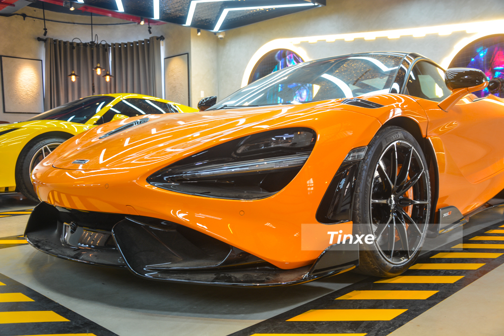 Thiết kế phần đầu xe McLaren 765LT khác biệt hoàn toàn so với McLaren 720S Thiết kế phần đầu xe McLaren 765LT khác biệt hoàn toàn so với McLaren 720S