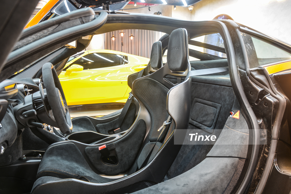 Toàn bộ khoang lái của siêu xe McLaren 765LT độc nhất Việt Nam Toàn bộ khoang lái của siêu xe McLaren 765LT độc nhất Việt Nam