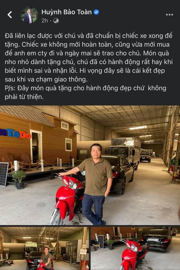 Tài xế điều khiển chiếc Mercedes-Benz E-Class mua xe máy tặng cho người đàn ông sau vụ tai nạn Tài xế điều khiển chiếc Mercedes-Benz E-Class mua xe máy tặng cho người đàn ông sau vụ tai nạn