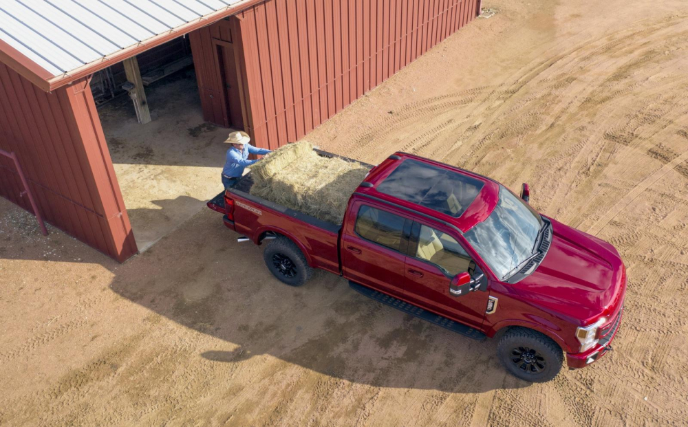 Hãng Ford khẳng định Super Duty có khả năng kéo hàng đầu phân khúc