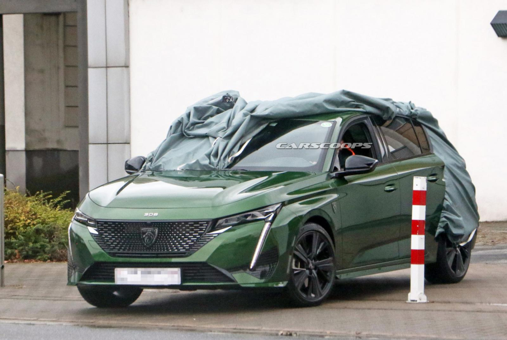 Peugeot 308 2021 bị bắt gặp tr&ecirc;n đường phố trước ng&agrave;y ra mắt