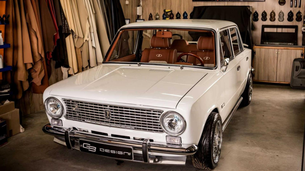 Vẻ ngoài của chiếc Lada VAZ 2101 độ Vẻ ngoài của chiếc Lada VAZ 2101 độ