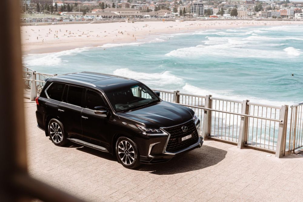 Lexus LX570 S 2021 m&agrave;u đen Starlight Black