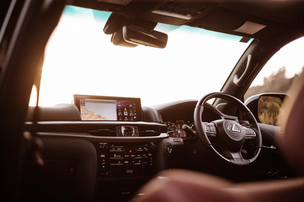 Nội thất sang trọng của Lexus LX570 S 2021