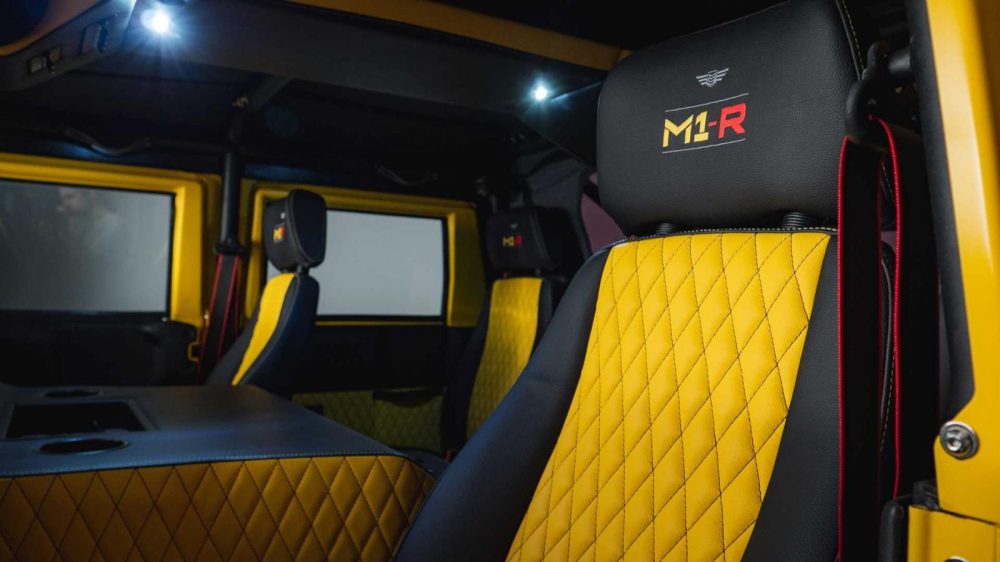 Ghế ngồi của M1-R