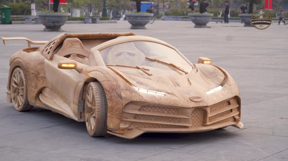 Chiếc Bugatti Centodieci bằng gỗ của ông trẻ tại Bắc Ninh Chiếc Bugatti Centodieci bằng gỗ của ông trẻ tại Bắc Ninh