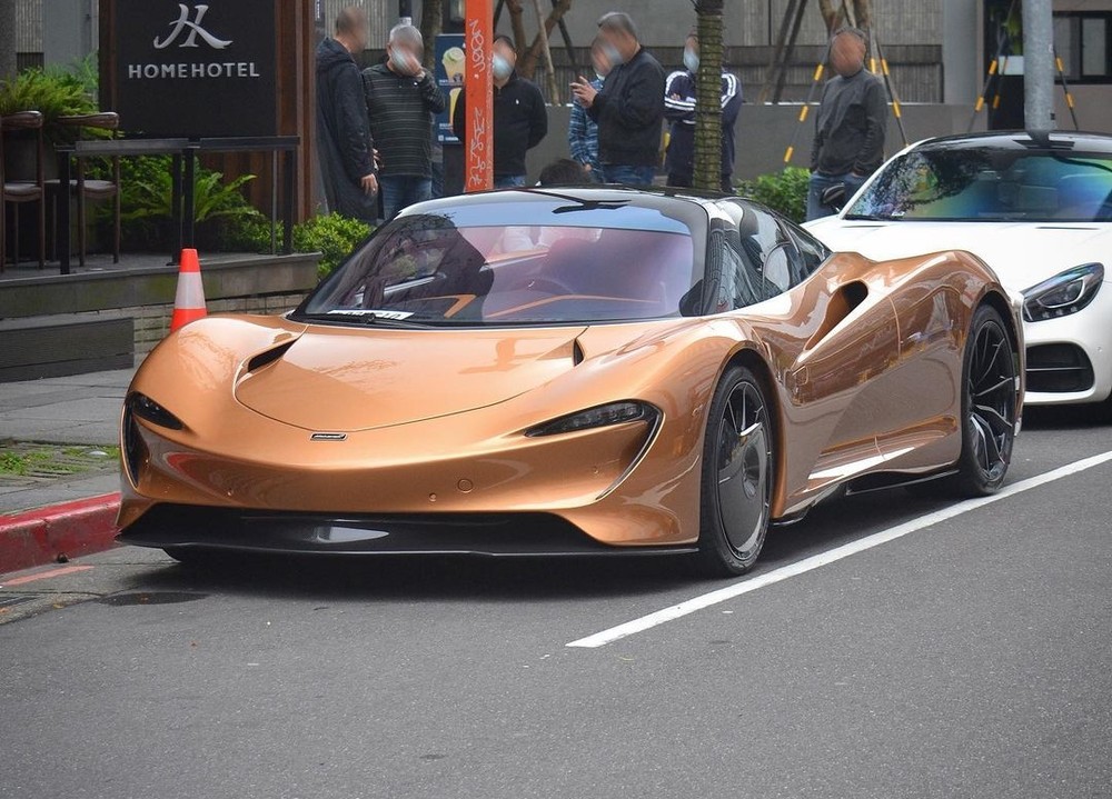 McLaren Speedtail đầu tiên đến Đài Loan với bộ áo nâu đậm
