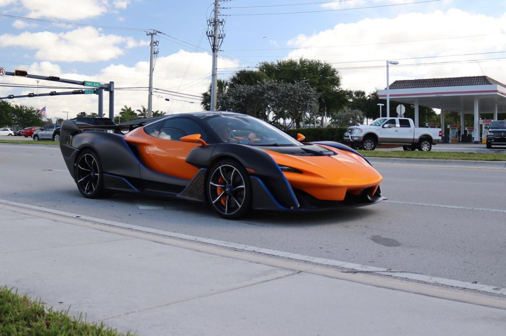 Xe có tốc độ tối đa 351 km/h