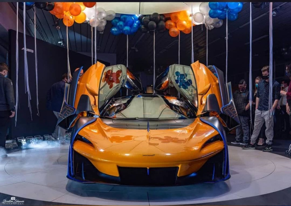 McLaren Sabre trong sự kiện ra mắt