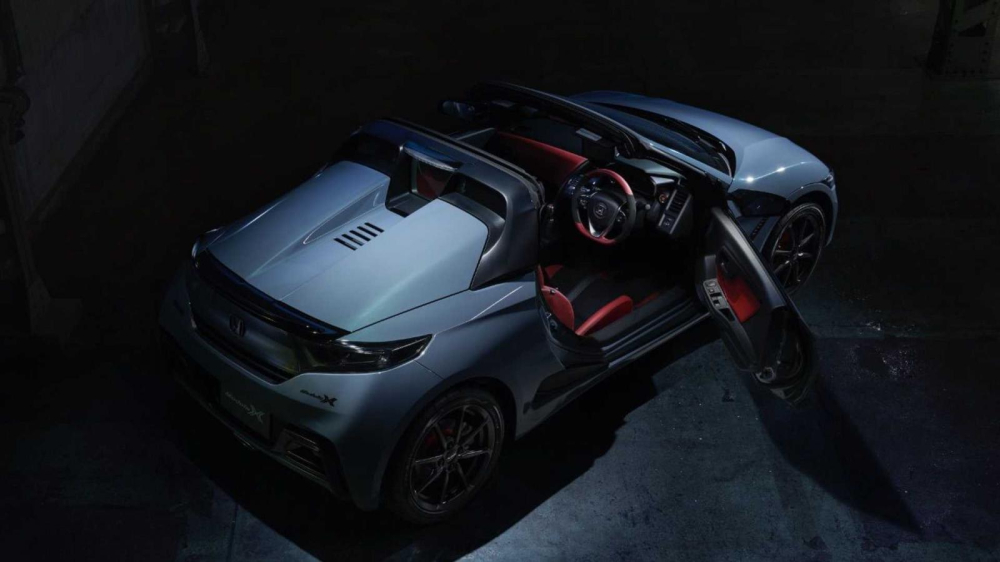 Phía sau của Honda S660 Modulo X Version Z