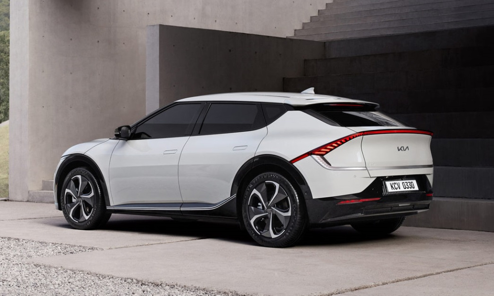 Thiết kế bên sườn và đuôi xe của Kia EV6