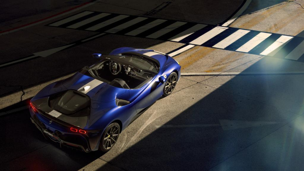 SF90 Spider chính là siêu xe mui trần Ferrari mạnh nhất thế giới hiện nay
