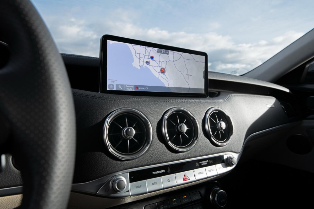 Màn hình cảm ứng 10 inch của Kia Stinger 2022