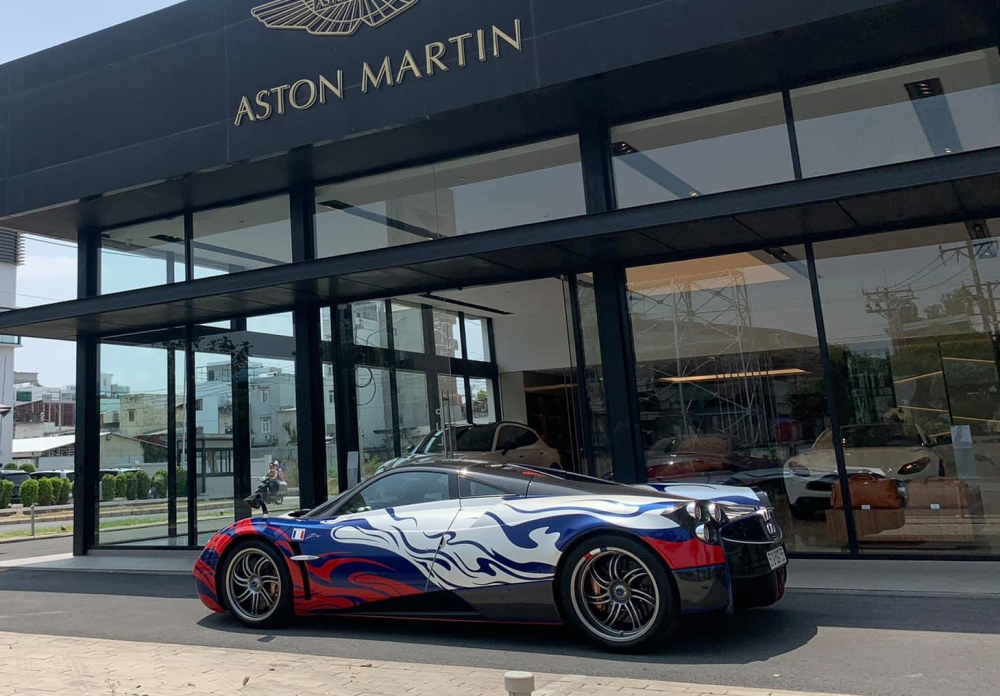 Pagani Huayra chỉ sản xuất giới hạn 100 chiếc