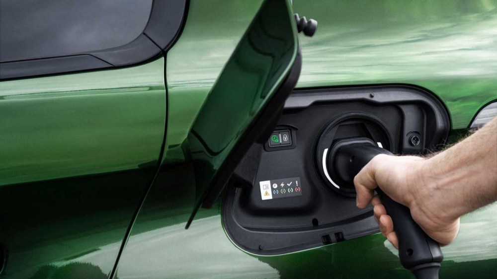 Peugeot 308 2021 có 2 phiên bản plug-in hybrid