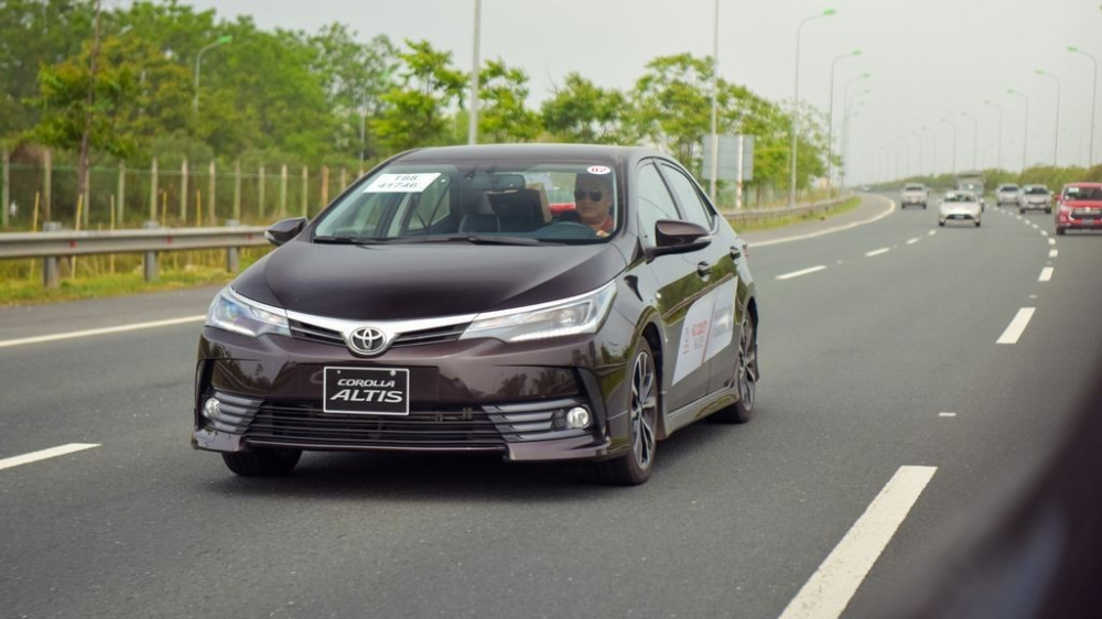 Toyota Corolla Altis 2019 tiếp tục bị triệu hồi tại Việt Nam để thay thế bơm xăng nhưng rất may chỉ c&oacute; 166 xe.