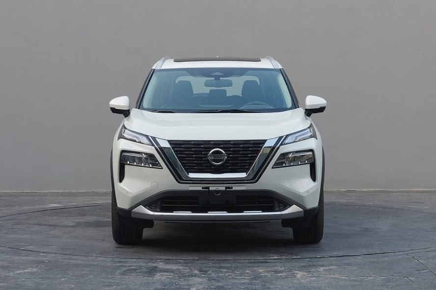 Cận cảnh thiết kế đầu xe của Nissan X-Trail 2021