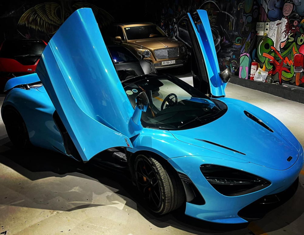 Bộ áo này có mã màu Blue Fistral