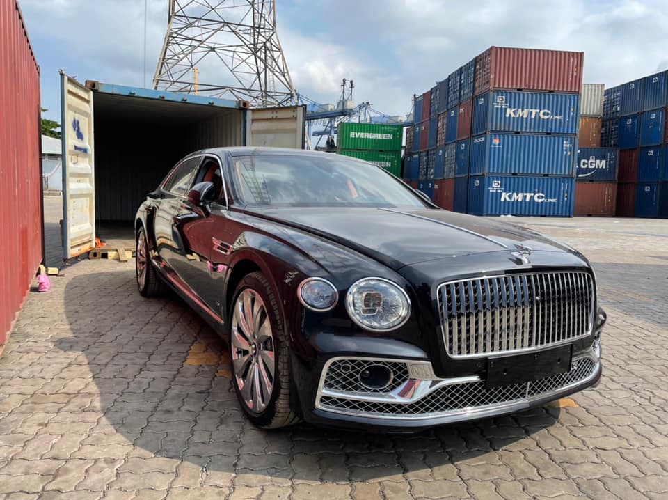 Diện mạo Bentley Flying Spur First Edition 2021 mới về Việt Nam