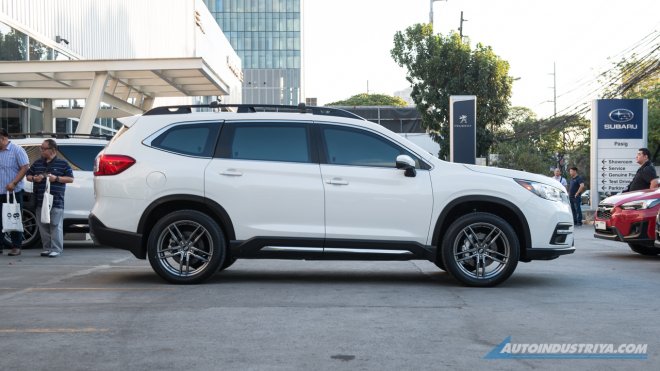Subaru Evoltis 2021 tại Philippines được trang bị nội thất 7 chỗ