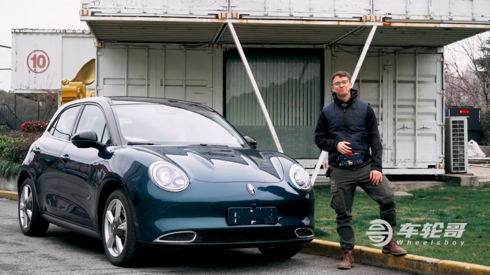 Vẻ ngo&agrave;i của Ora Good Cat l&agrave;m gợi nhớ tới thiết kế đặc trưng của Porsche