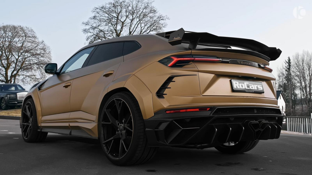 Phía sau của Mansory Lamborghini Urus P820 2021 Phía sau của Mansory Lamborghini Urus P820 2021