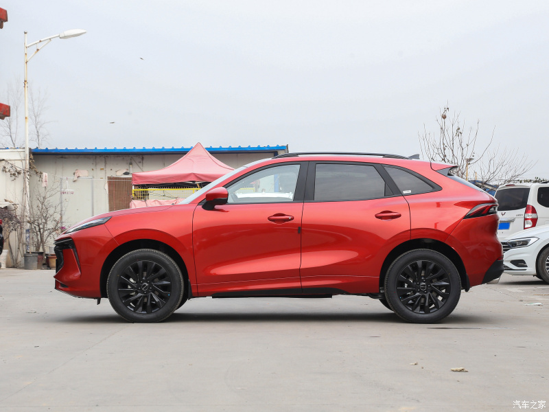 Dongfeng Fengxing T5 EVO là SUV cỡ C mới Dongfeng Fengxing T5 EVO là SUV cỡ C mới