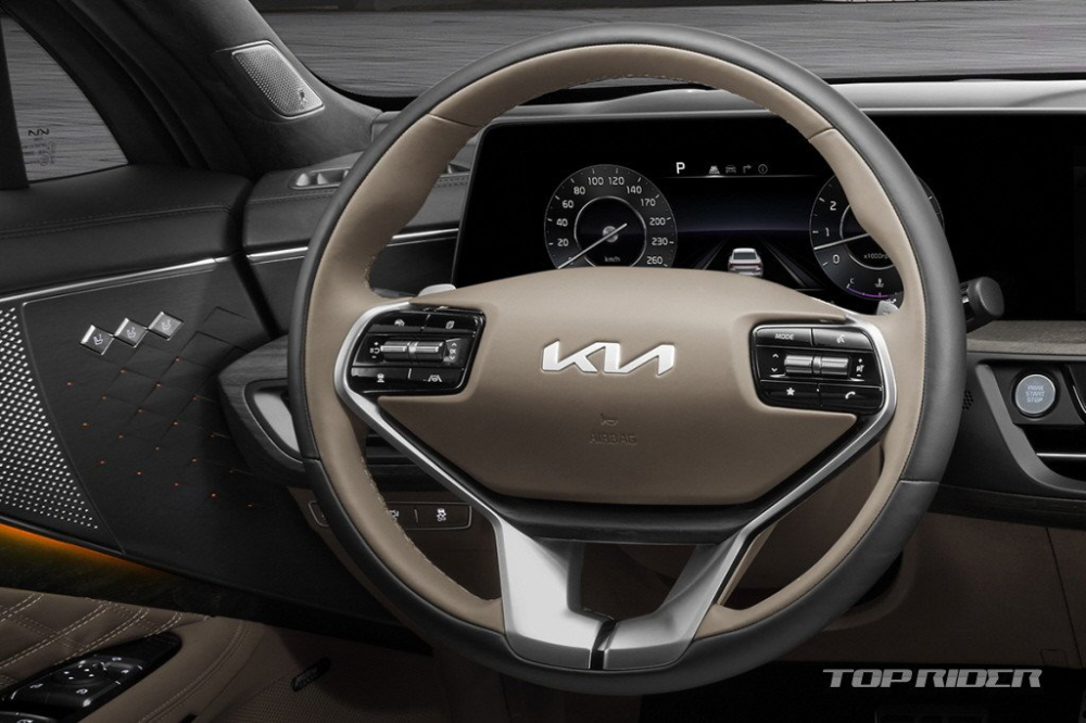 Kia K8 dùng vô lăng giống xe sang Genesis của Hyundai