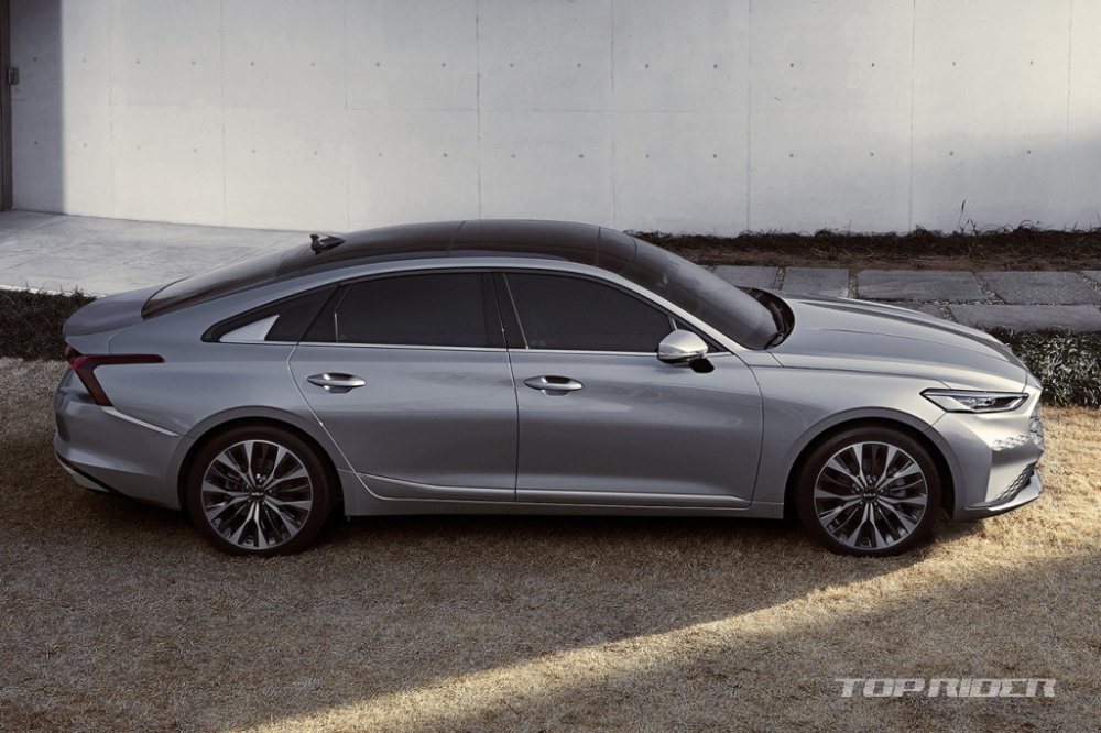 Kia K8 2022 có kích thước lớn
