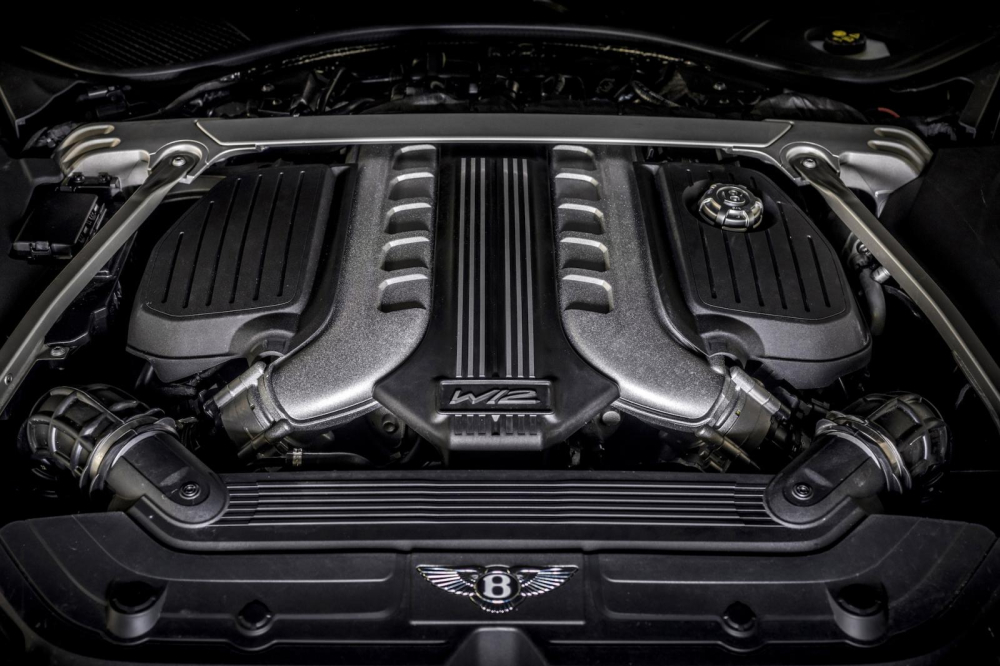 Động cơ của Bentley Continental GT Speed 2021