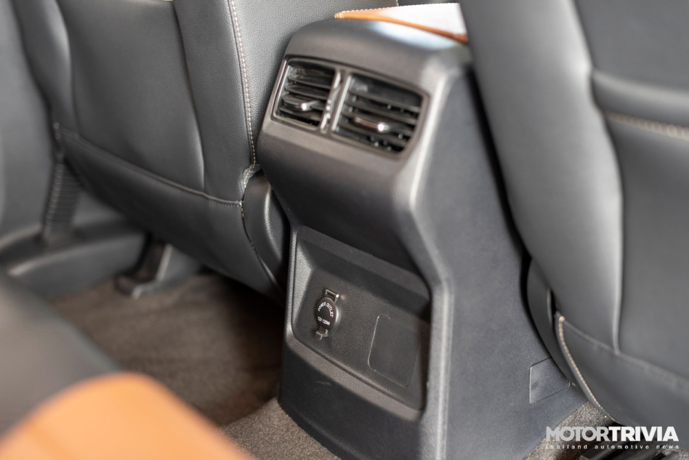 Cửa gió điều hòa hàng ghế sau của MG Extender 2021