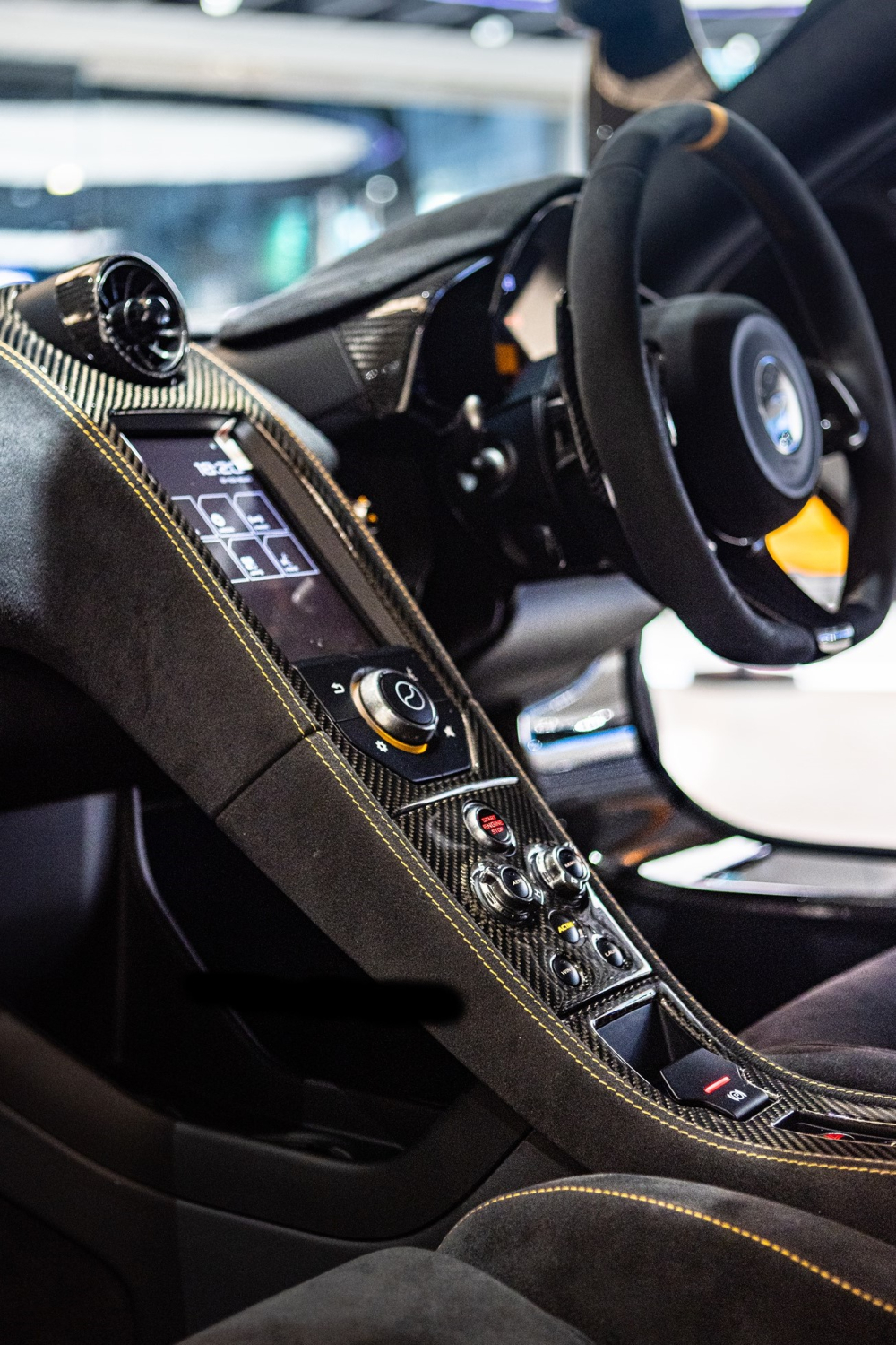 Nội thất siêu xe McLaren 650S Project Kilo