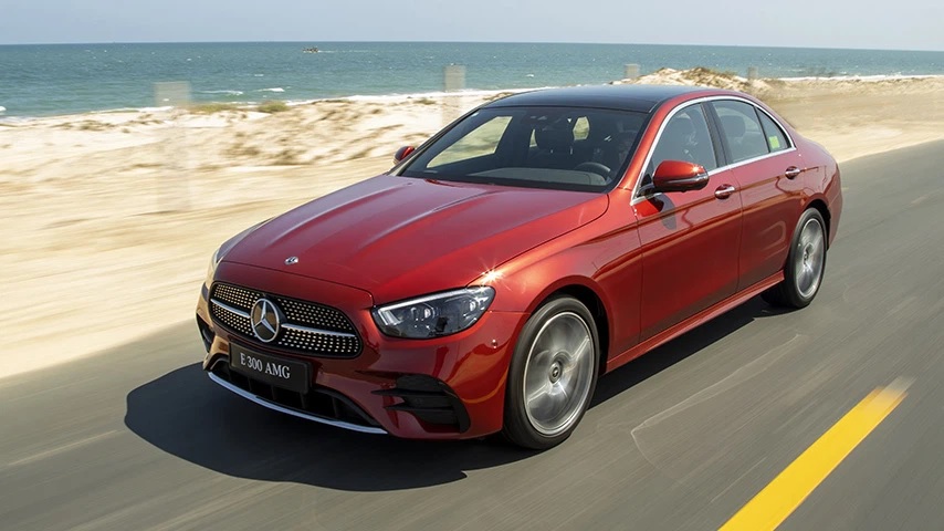 Mercedes-Benz E 300 AMG 2021.